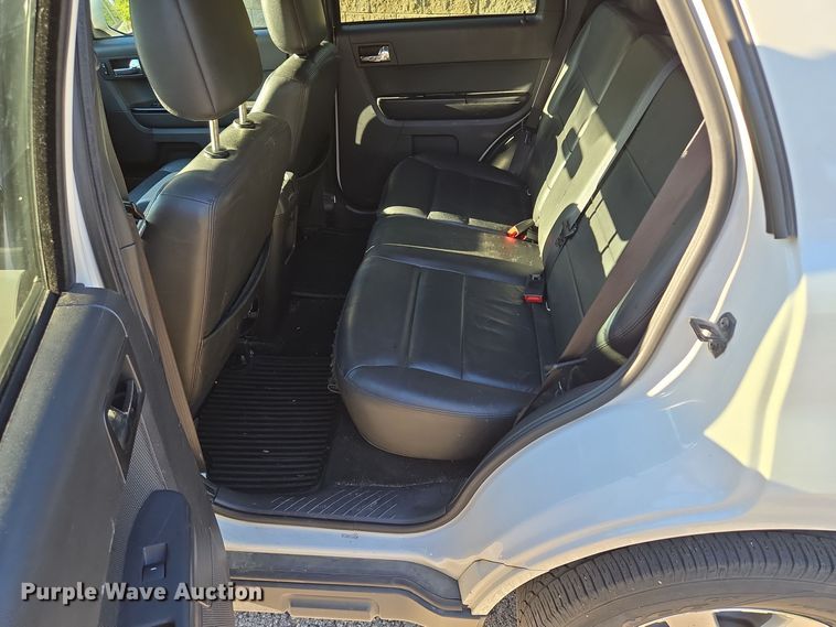 image for item EE8676 2012 Ford Escape Limited SUV