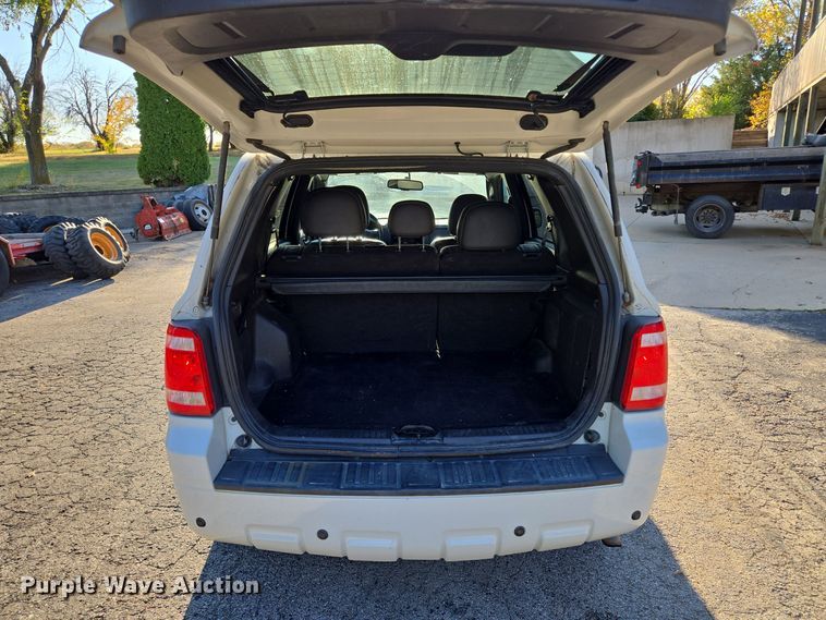 image for item EE8676 2012 Ford Escape Limited SUV