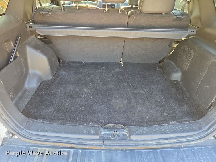 image for item EE8676 2012 Ford Escape Limited SUV