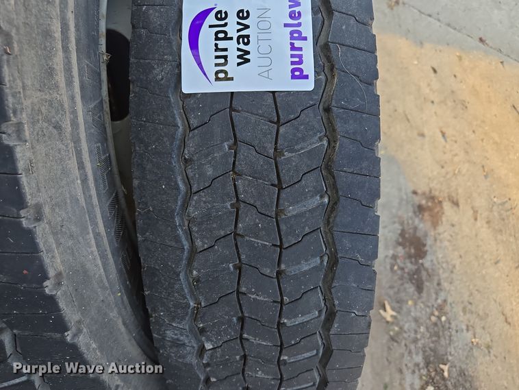 image for item EE8679 (6) 225/70R19.5 tires and wheels 