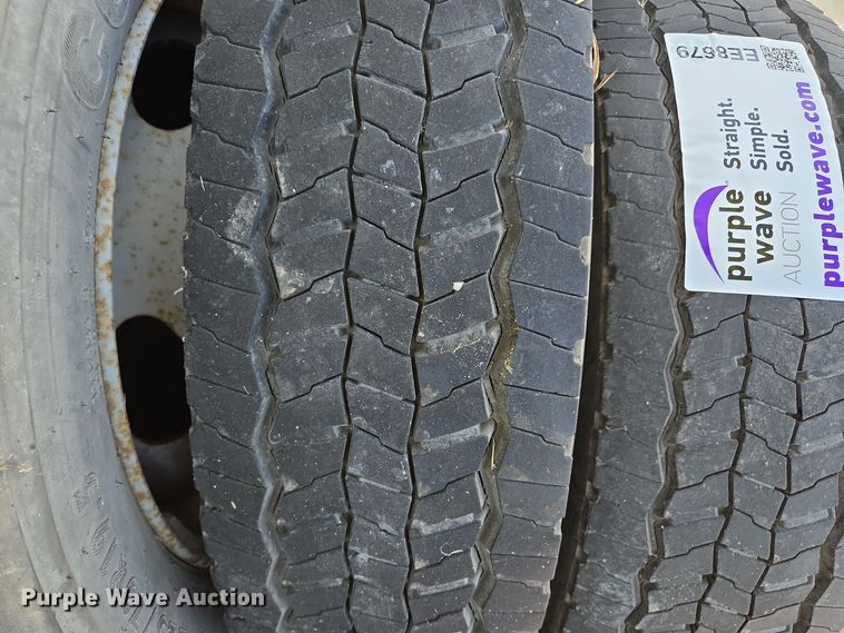 image for item EE8679 (6) 225/70R19.5 tires and wheels 