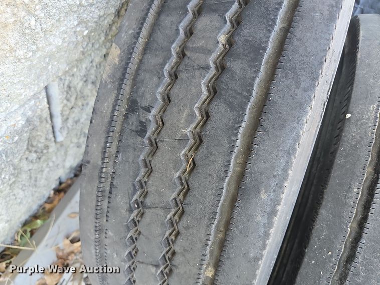 image for item EE8679 (6) 225/70R19.5 tires and wheels 