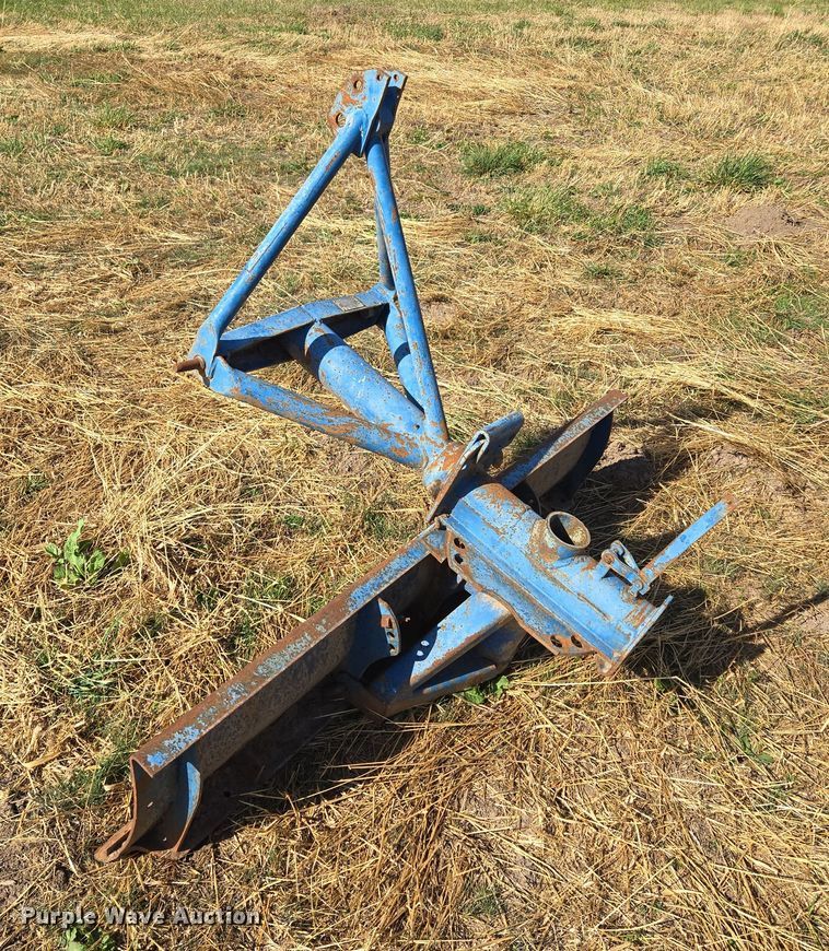 image for item EE8683 Ford  4000 tractor