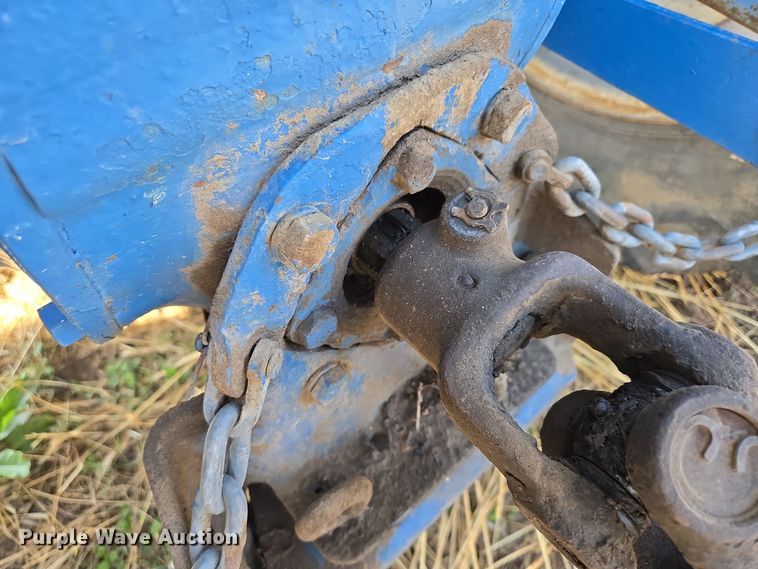 image for item EE8683 Ford  4000 tractor