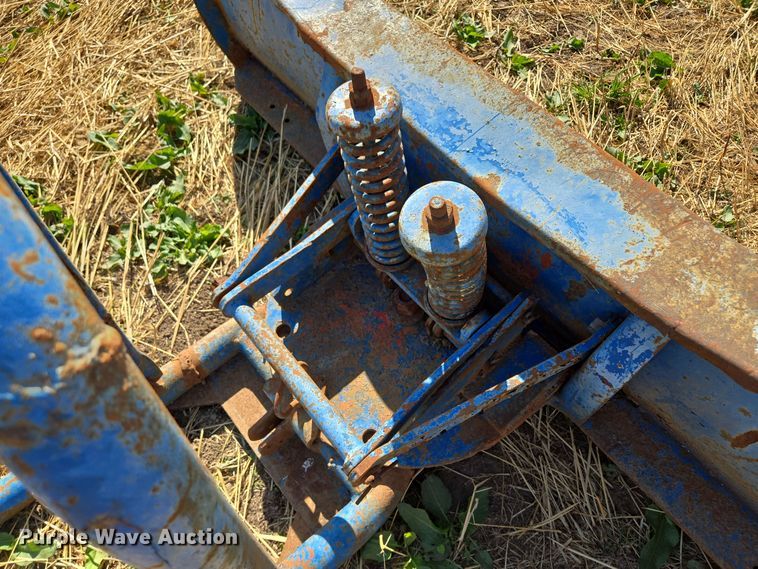 image for item EE8683 Ford  4000 tractor