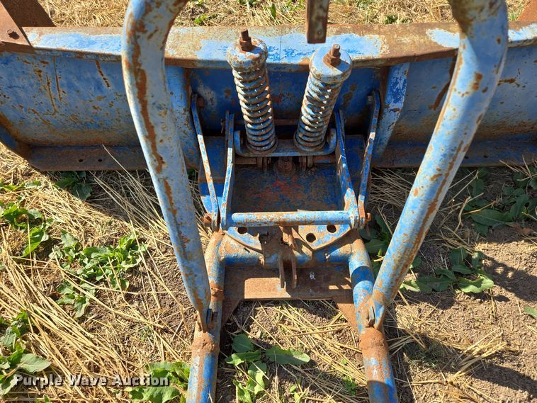 image for item EE8683 Ford  4000 tractor