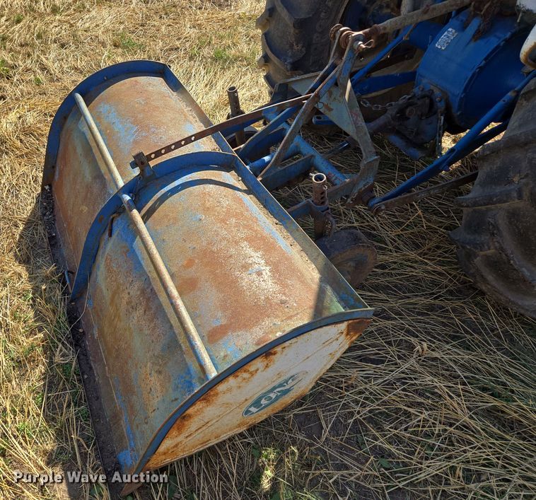 image for item EE8683 Ford  4000 tractor