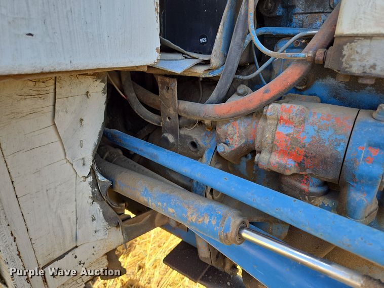 image for item EE8683 Ford  4000 tractor