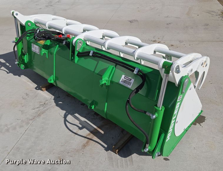 image for item EE8684 Hustler  grapple bucket 