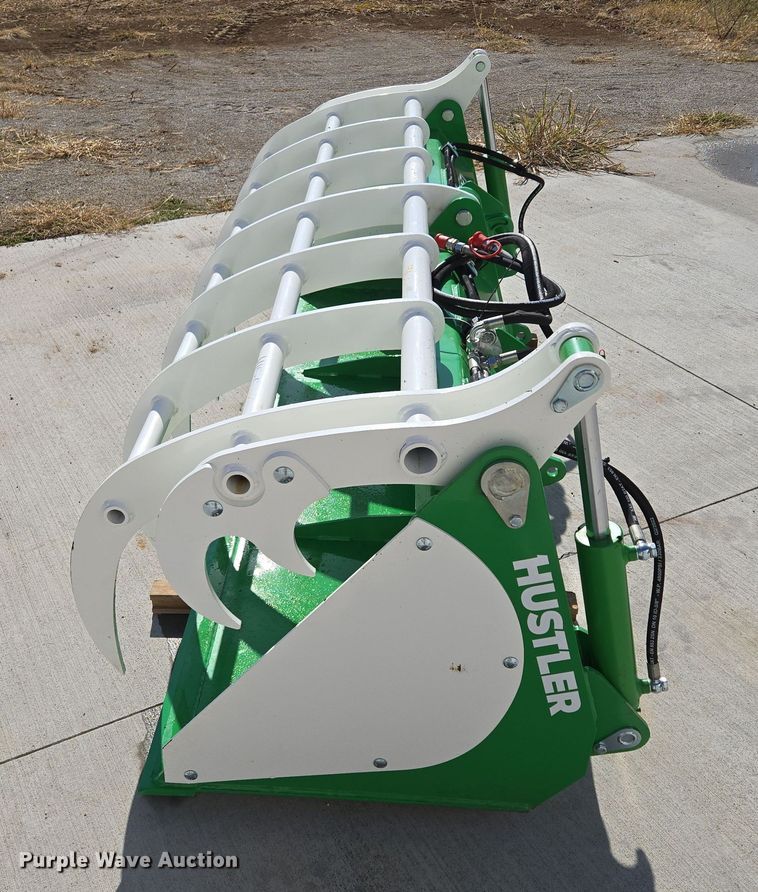 image for item EE8684 Hustler  grapple bucket 