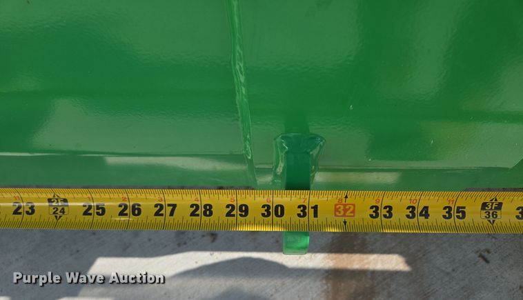 image for item EE8684 Hustler  grapple bucket 