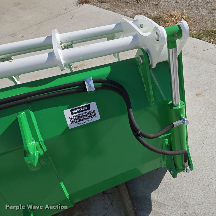 image for item EE8684 Hustler  grapple bucket 