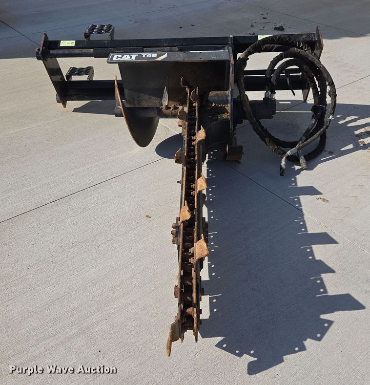 image for item EE8686 Caterpillar  T9B skid steer trencher