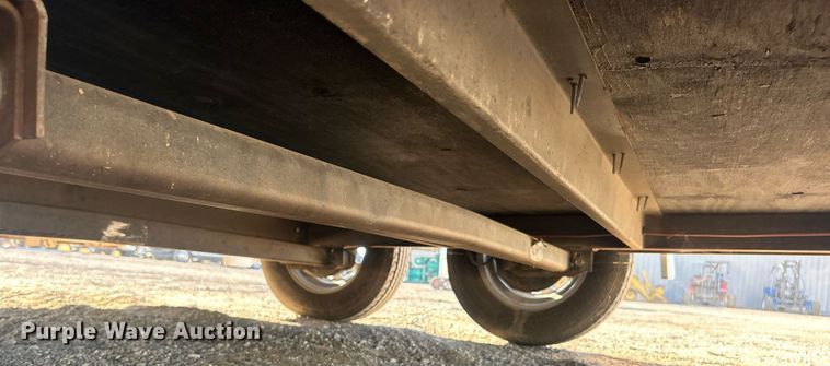 image for item EG1154 2013 Wells Cargo enclosed cargo trailer