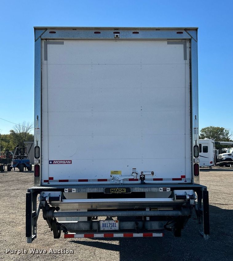 image for item EG1165 2016 Ford F750 Super Duty  box truck