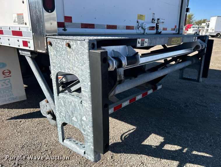 image for item EG1165 2016 Ford F750 Super Duty  box truck