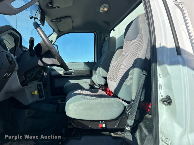 image for item EG1165 2016 Ford F750 Super Duty  box truck