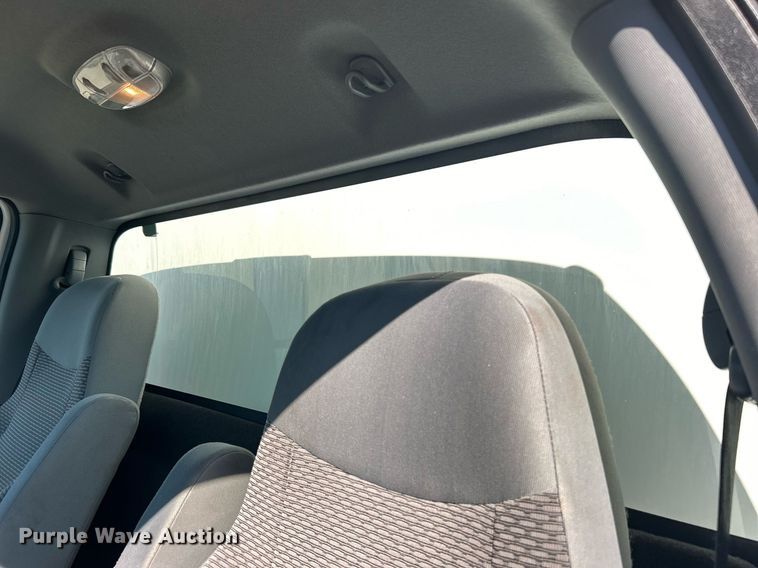 image for item EG1165 2016 Ford F750 Super Duty  box truck