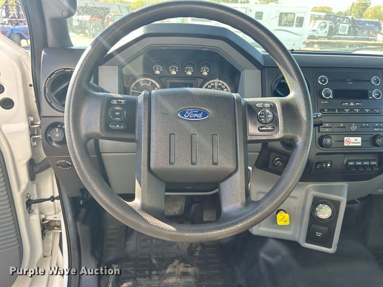 image for item EG1165 2016 Ford F750 Super Duty  box truck