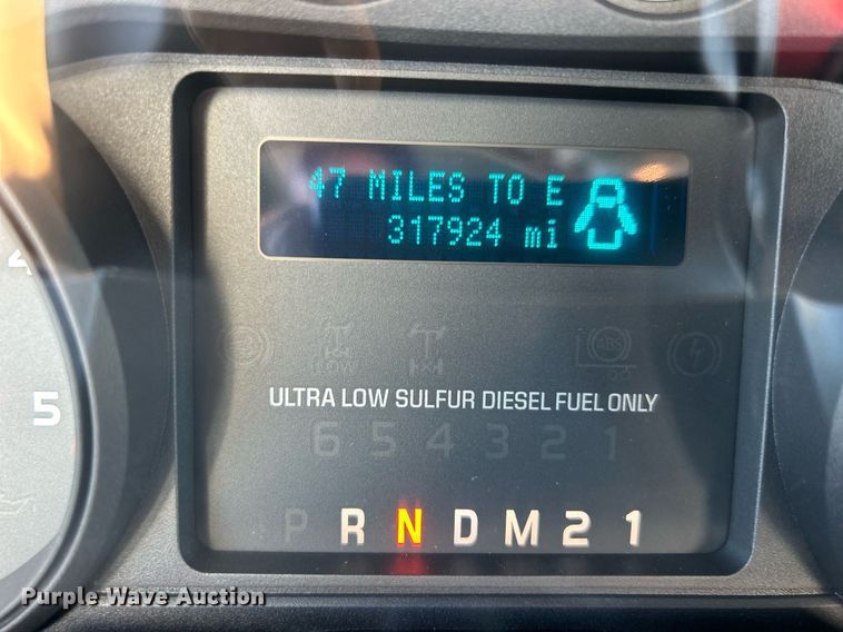 image for item EG1165 2016 Ford F750 Super Duty  box truck