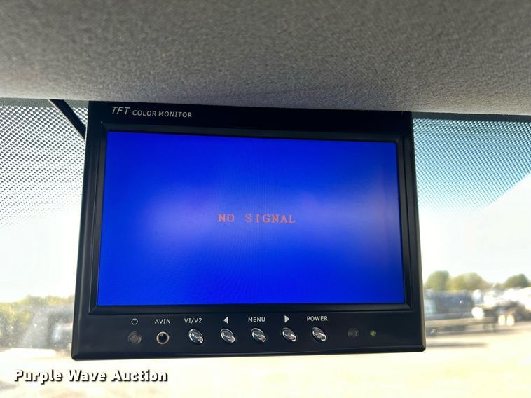 image for item EG1165 2016 Ford F750 Super Duty  box truck