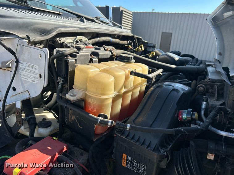 image for item EG1165 2016 Ford F750 Super Duty  box truck