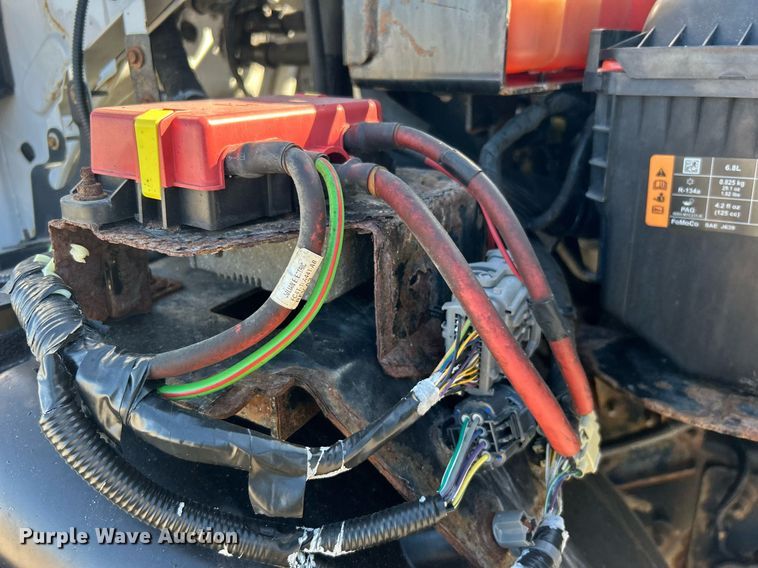 image for item EG1165 2016 Ford F750 Super Duty  box truck