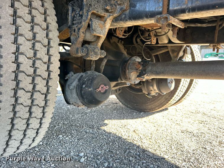 image for item EG1165 2016 Ford F750 Super Duty  box truck