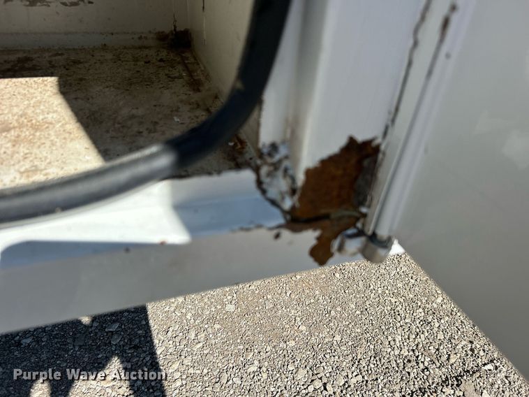 image for item EG2176 2012 Dodge Ram 4500HD bucket truck