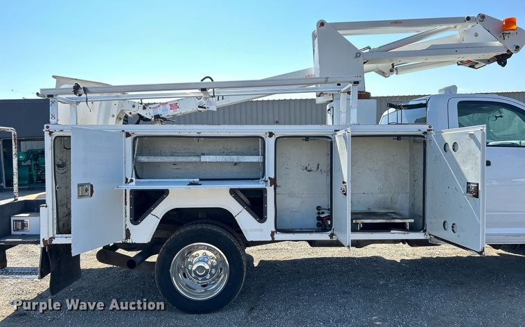 image for item EG2176 2012 Dodge Ram 4500HD bucket truck
