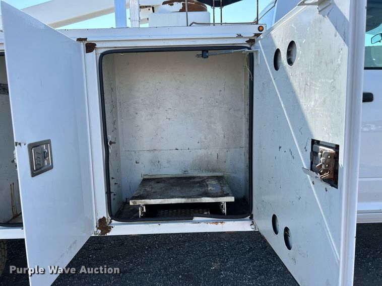 image for item EG2176 2012 Dodge Ram 4500HD bucket truck