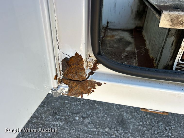 image for item EG2176 2012 Dodge Ram 4500HD bucket truck