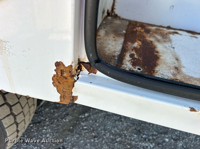 image for item EG2176 2012 Dodge Ram 4500HD bucket truck