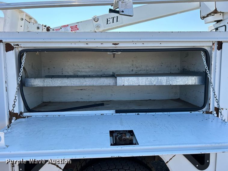 image for item EG2176 2012 Dodge Ram 4500HD bucket truck