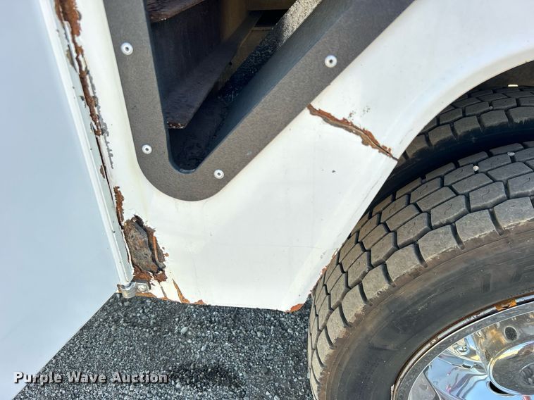 image for item EG2176 2012 Dodge Ram 4500HD bucket truck