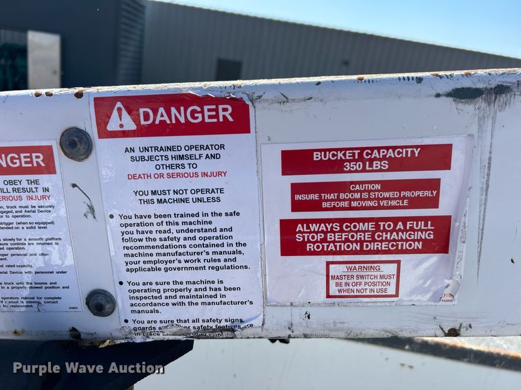 image for item EG2176 2012 Dodge Ram 4500HD bucket truck