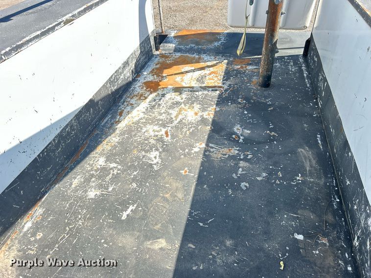 image for item EG2176 2012 Dodge Ram 4500HD bucket truck