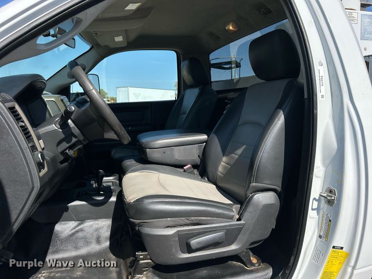 image for item EG2176 2012 Dodge Ram 4500HD bucket truck