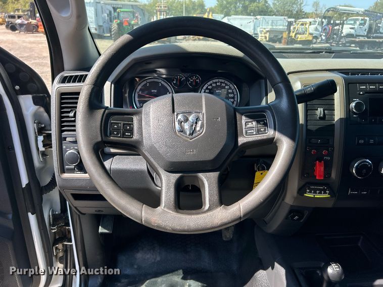 image for item EG2176 2012 Dodge Ram 4500HD bucket truck