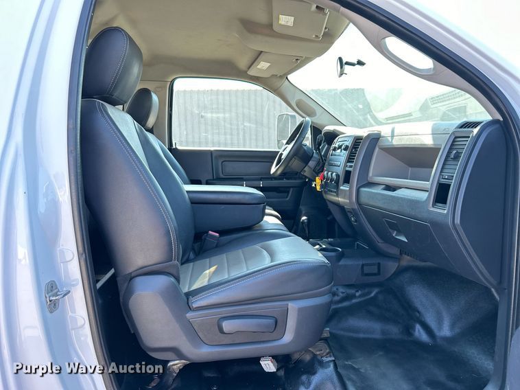 image for item EG2176 2012 Dodge Ram 4500HD bucket truck