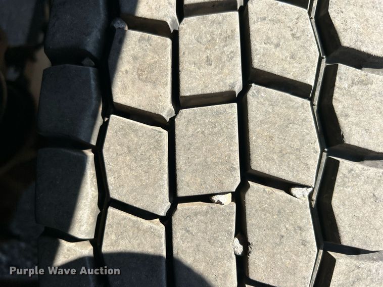 image for item EG2176 2012 Dodge Ram 4500HD bucket truck