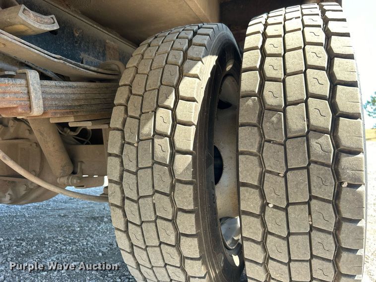 image for item EG2176 2012 Dodge Ram 4500HD bucket truck