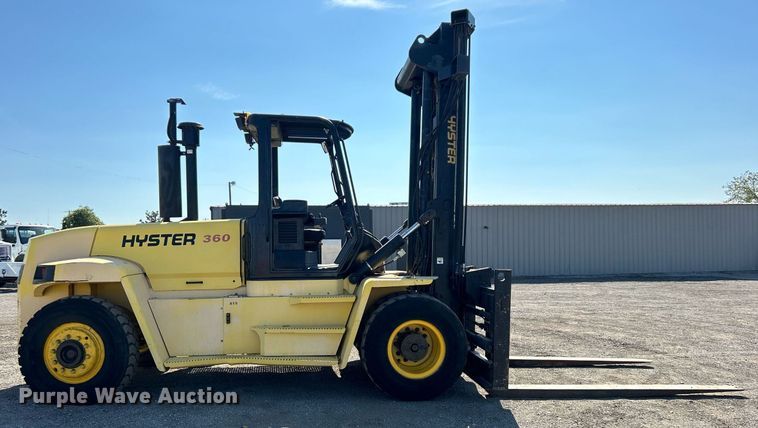 image for item EG2179 2004 Hyster 360 forklift