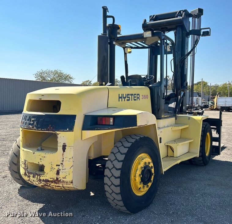 image for item EG2179 2004 Hyster 360 forklift