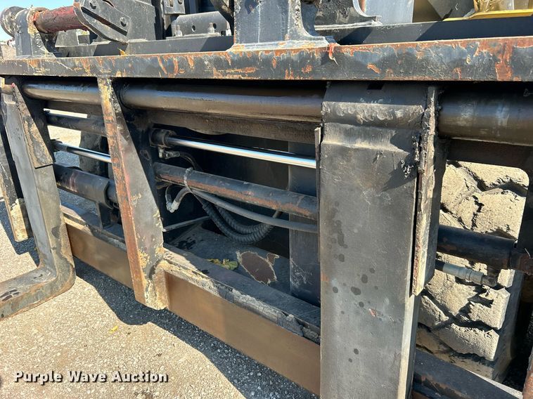 image for item EG2179 2004 Hyster 360 forklift