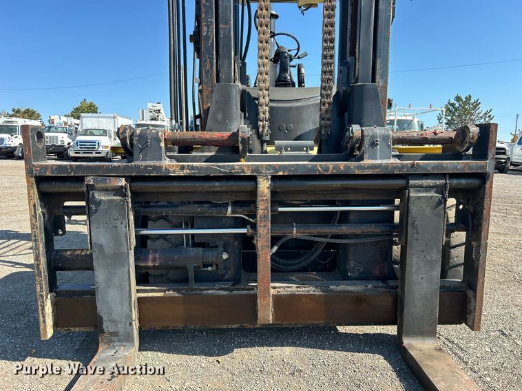 image for item EG2179 2004 Hyster 360 forklift