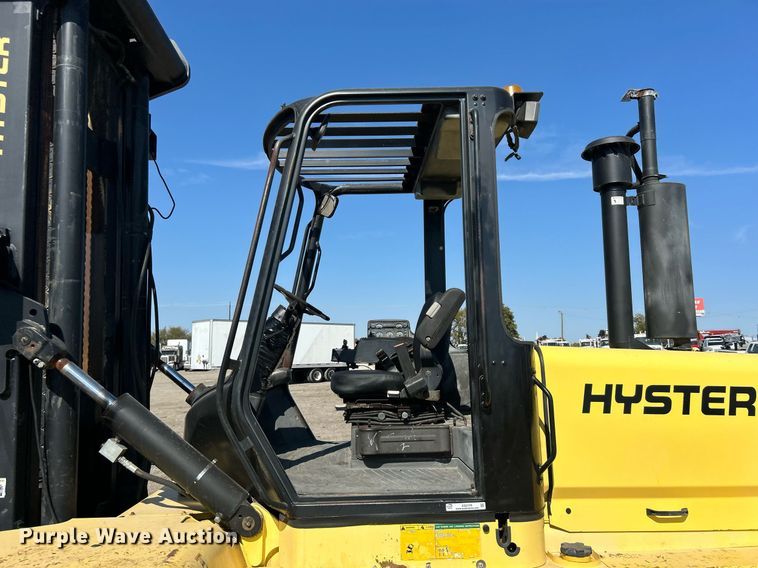 image for item EG2179 2004 Hyster 360 forklift