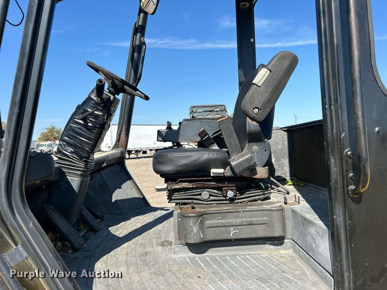 image for item EG2179 2004 Hyster 360 forklift