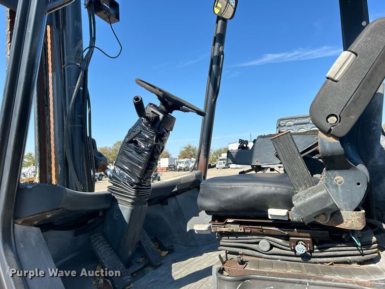 image for item EG2179 2004 Hyster 360 forklift