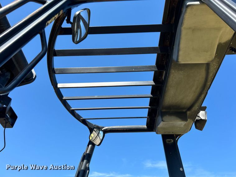 image for item EG2179 2004 Hyster 360 forklift